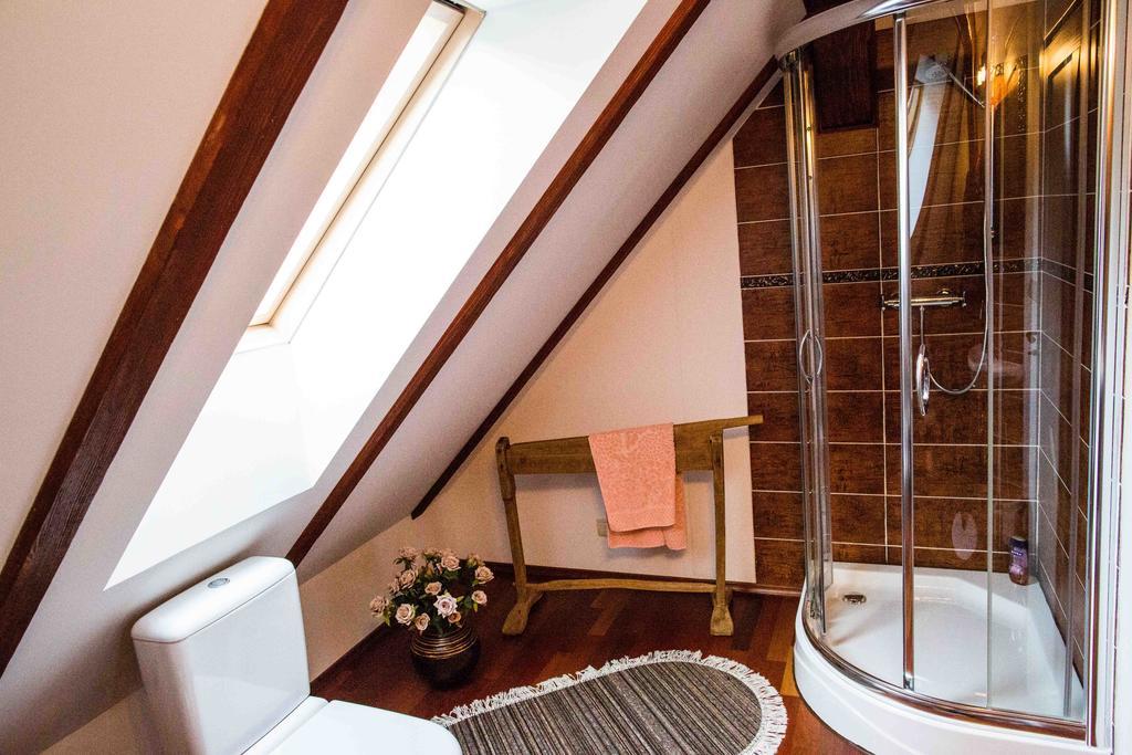 Willa Nad Popradem Bed & Breakfast Piwniczna-Zdroj Ngoại thất bức ảnh